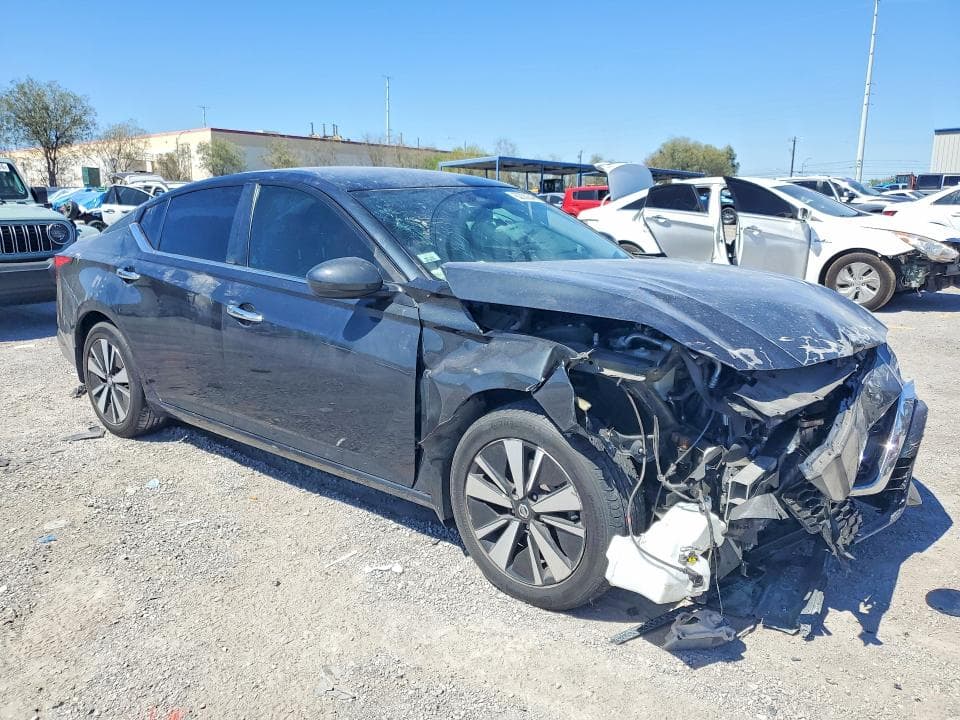 2022 NISSAN ALTIMA SV SV 4