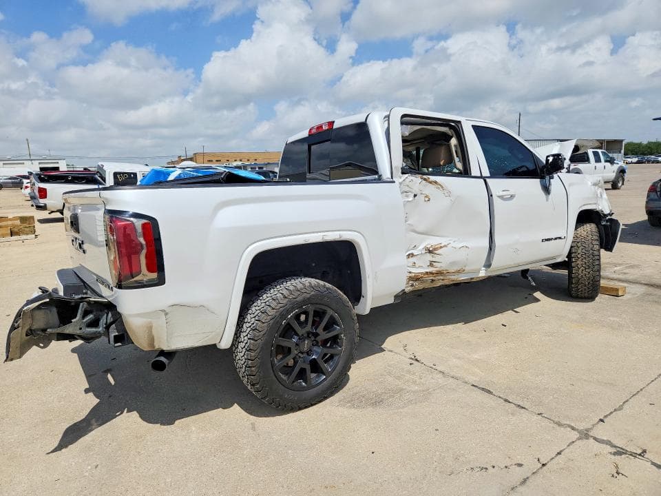 2017 GMC SIERRA C1500 DENALI 3