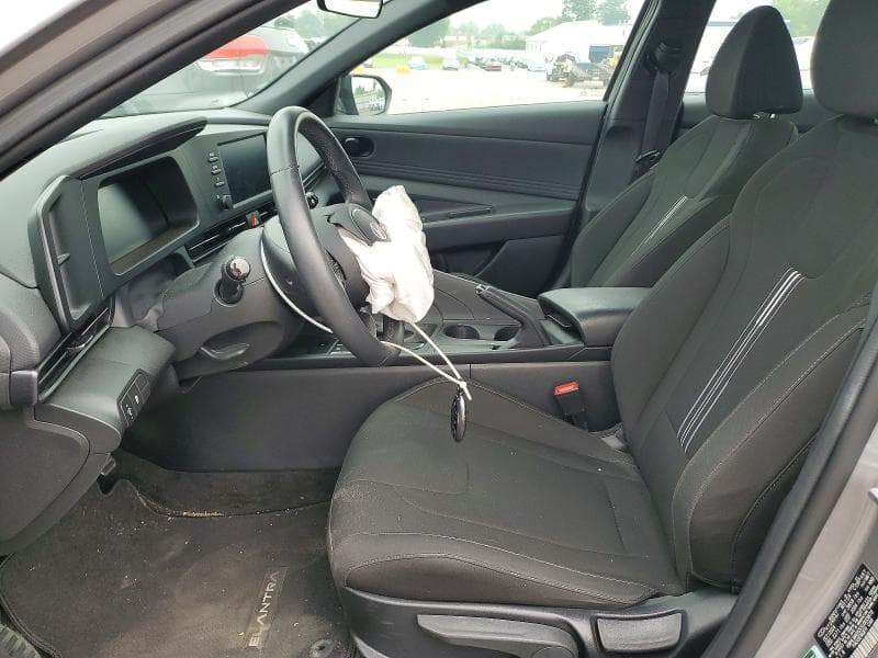 2025 HYUNDAI ELANTRA SEL SPORT 7