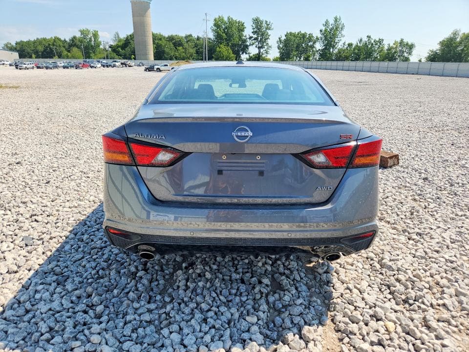 2025 NISSAN ALTIMA SR 6