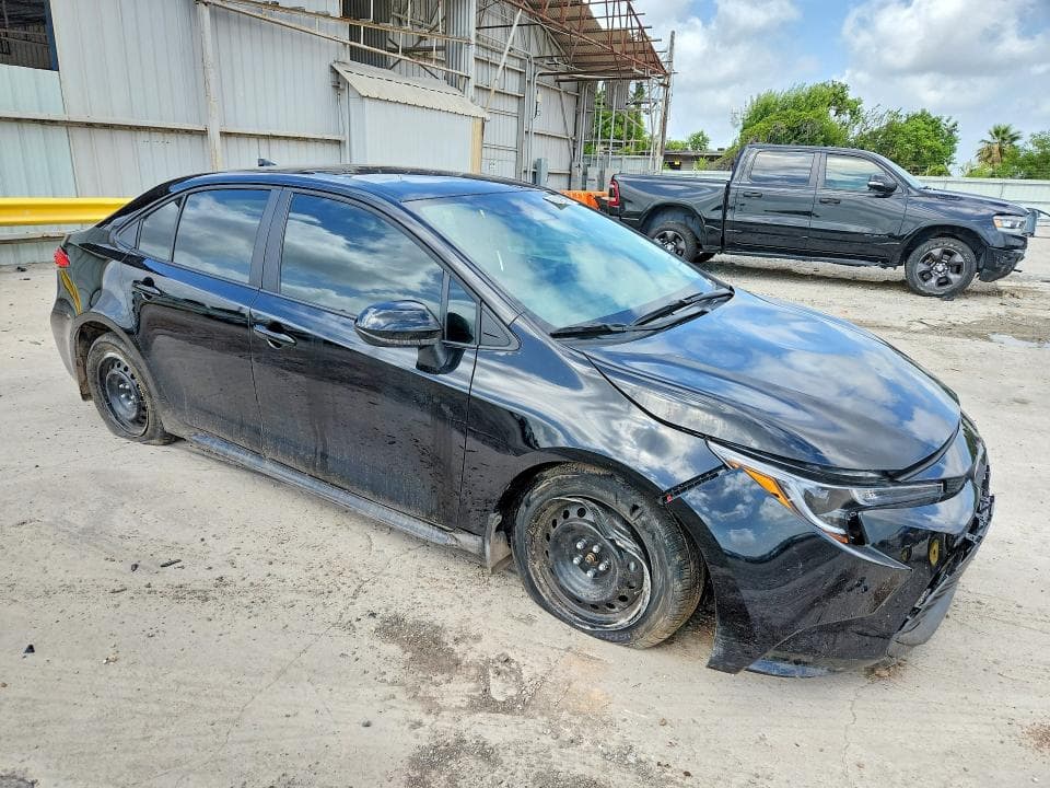 2026 TOYOTA COROLLA LE 4
