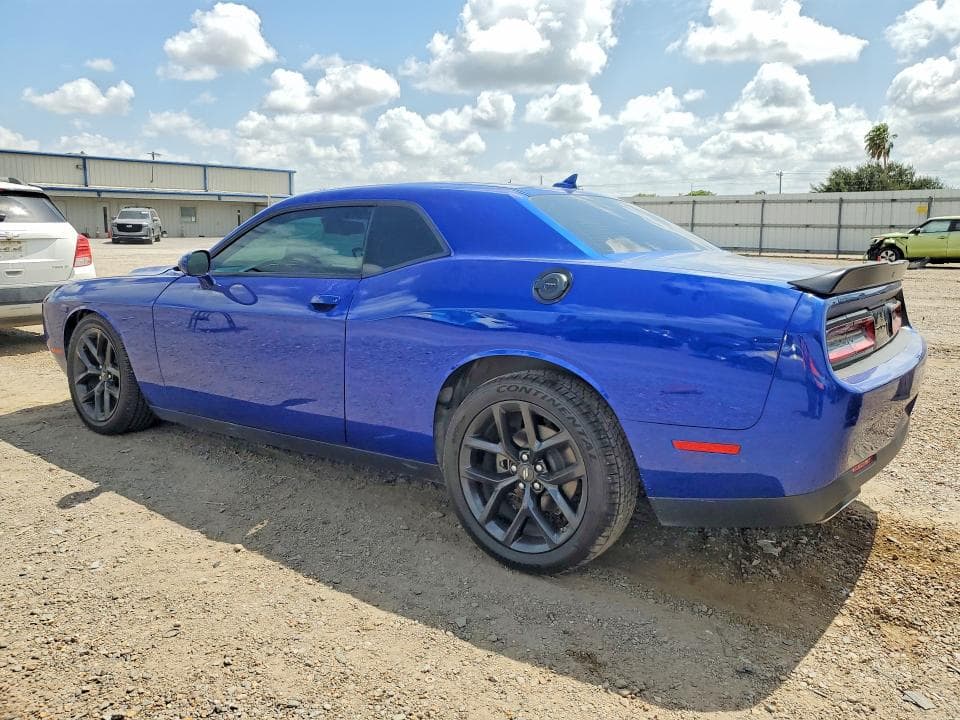 2022 DODGE CHALLENGER SXT 2