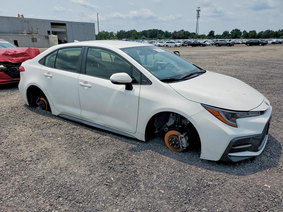 2021 TOYOTA COROLLA SE 4