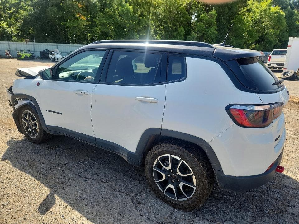 2025 JEEP COMPASS TRAILHAWK 2