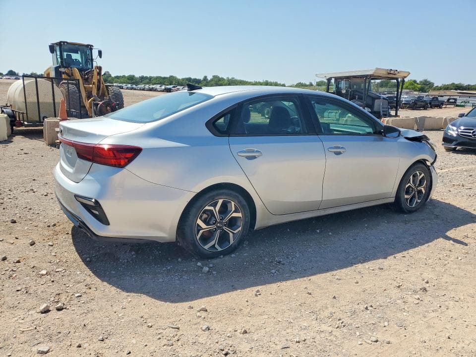 2021 KIA FORTE LXS 3