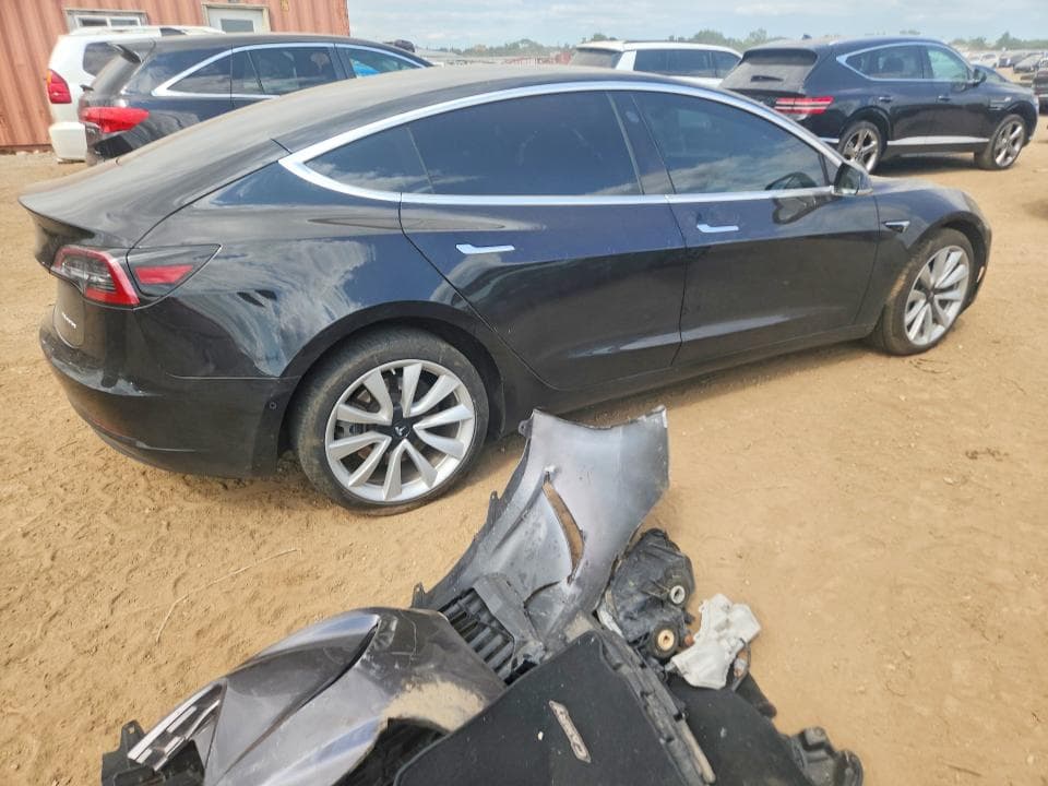 2018 TESLA MODEL 3 3