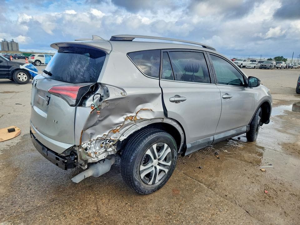 2017 TOYOTA RAV4 LE 3
