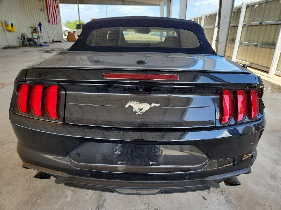 2021 FORD MUSTANG 6
