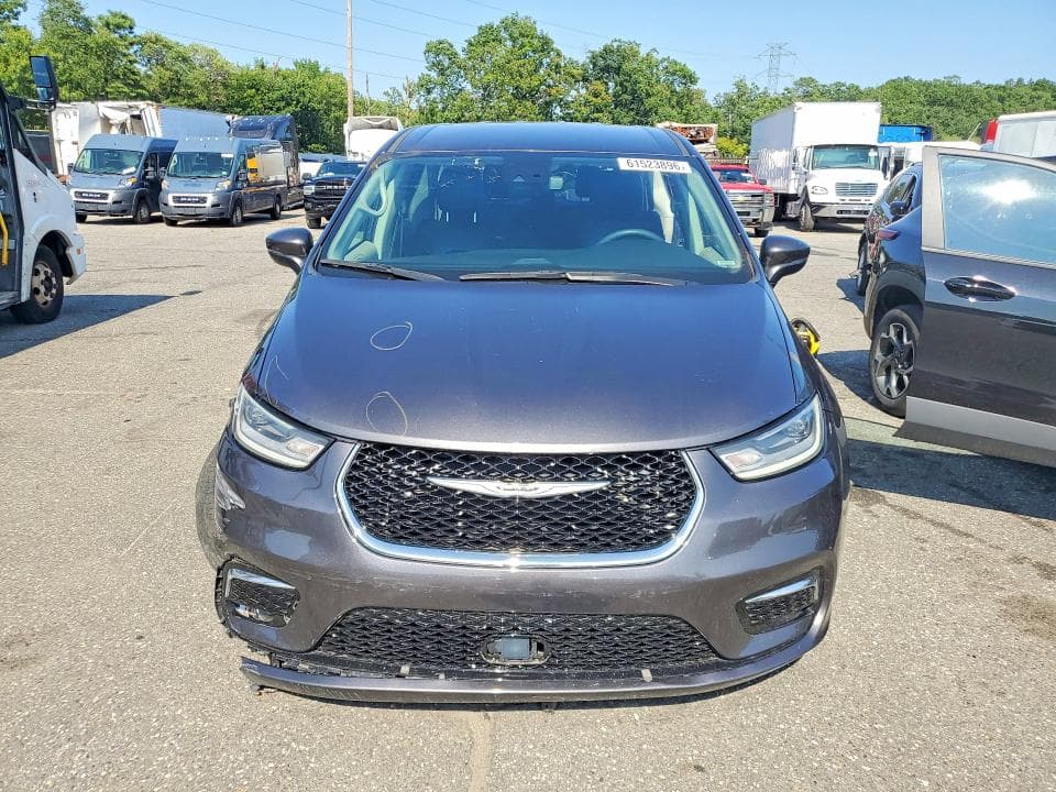 2023 CHRYSLER PACIFICA TOURING L 5