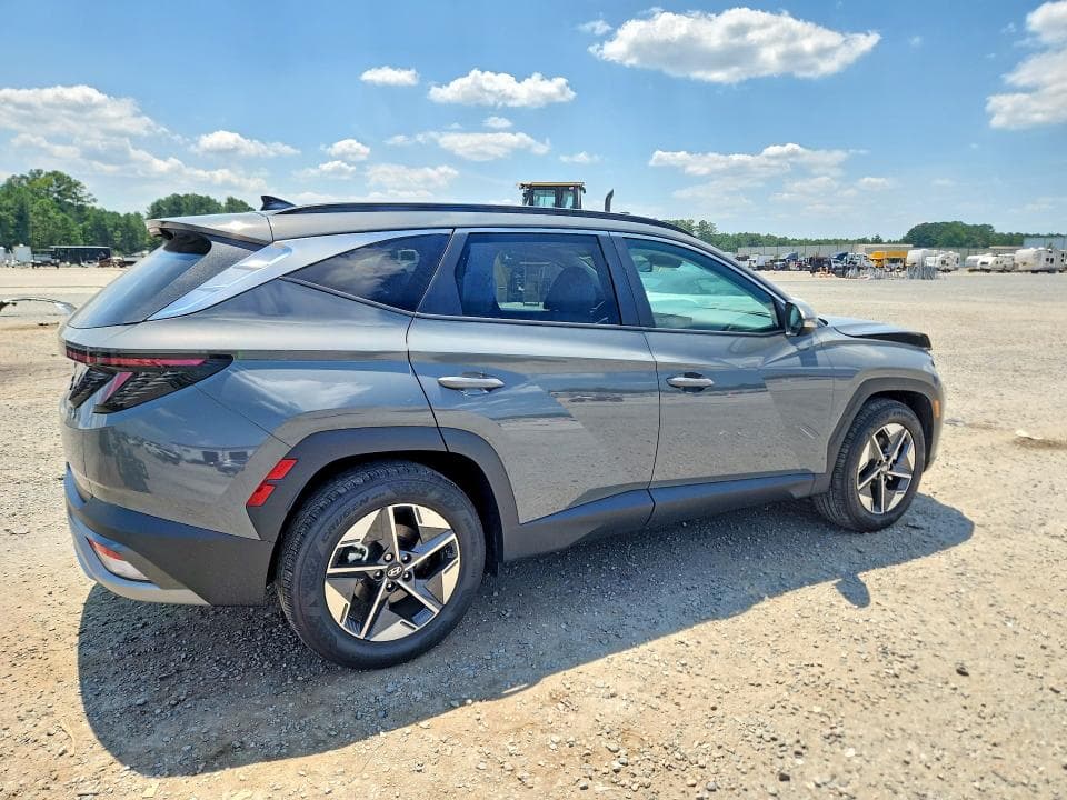 2025 HYUNDAI TUCSON SEL 3