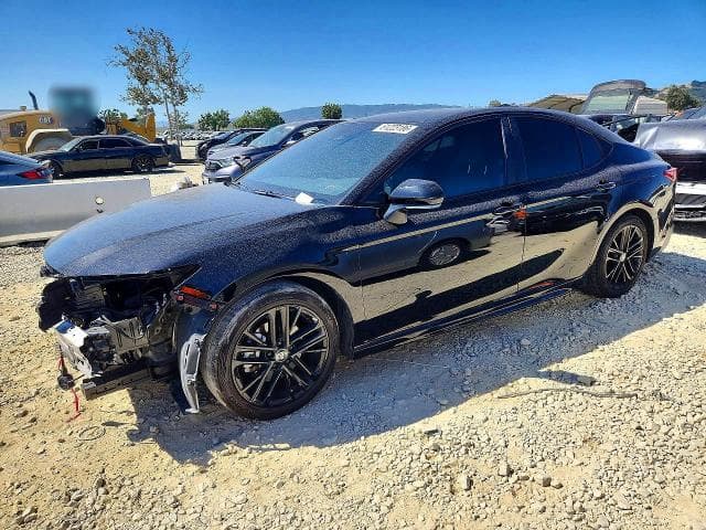 2025 TOYOTA CAMRY SE - 1