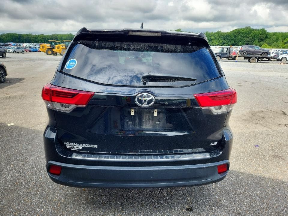 2017 TOYOTA HIGHLANDER LE PLUS 6