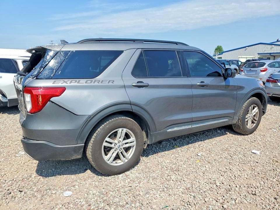 2021 FORD EXPLORER XLT 3