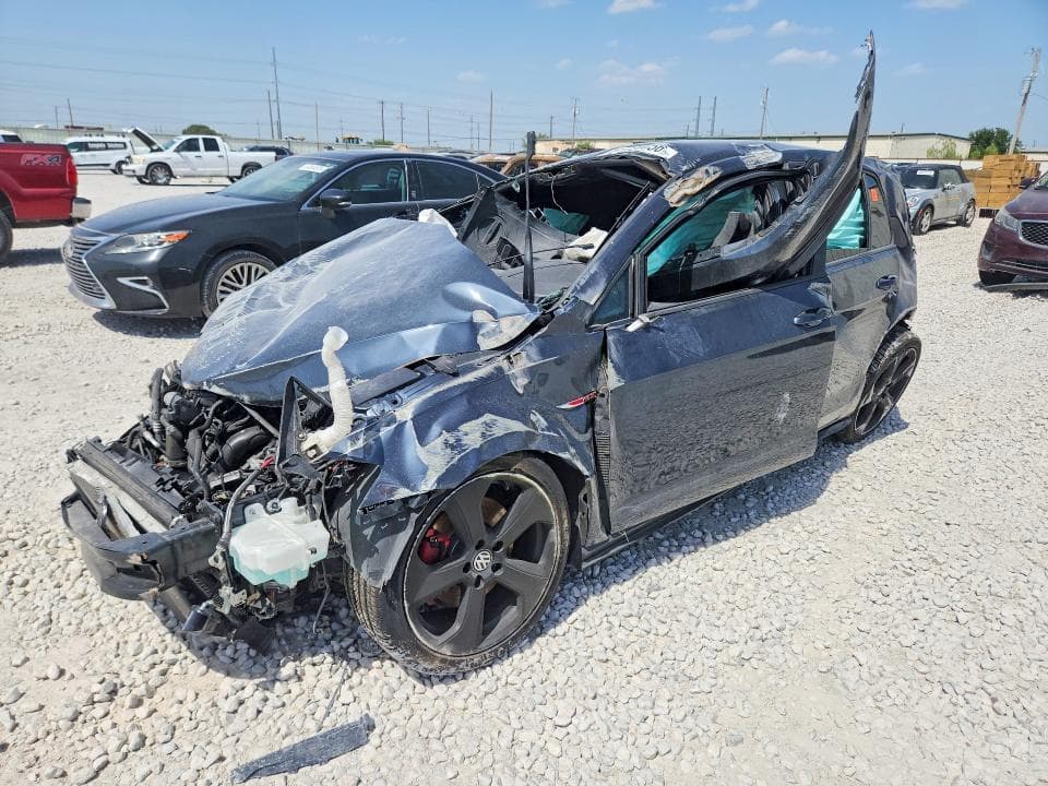 2018 VOLKSWAGEN GTI S/SE