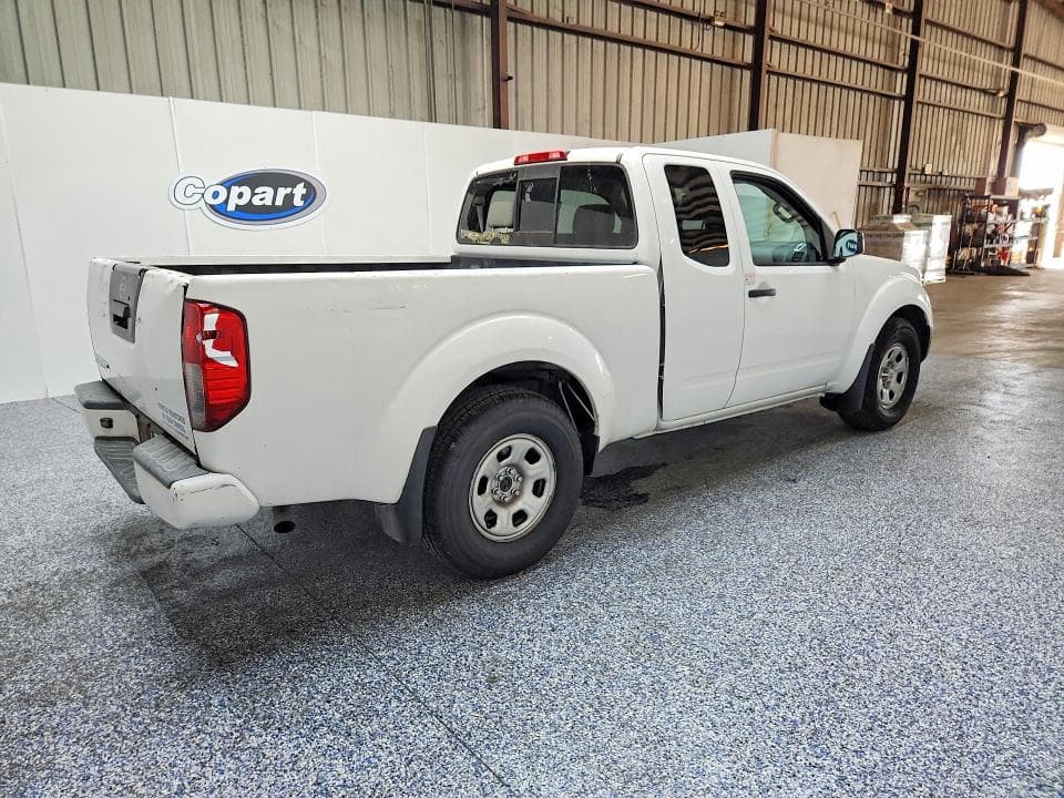 2021 NISSAN FRONTIER S 3