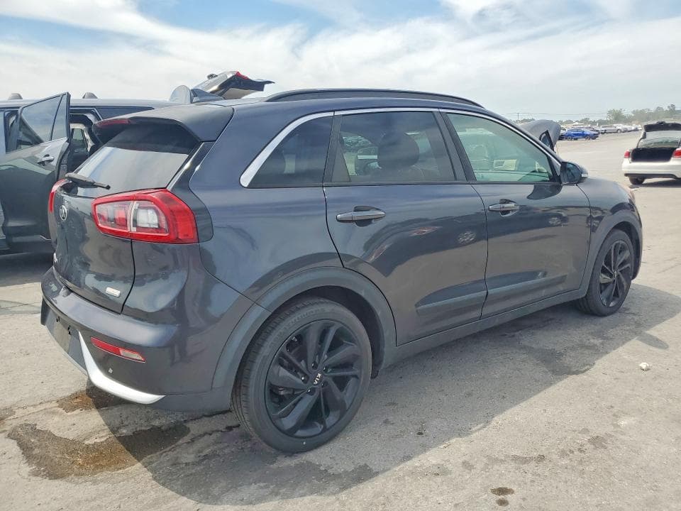 2018 KIA NIRO EX 3