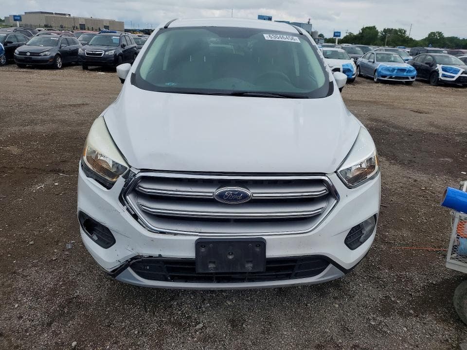 2017 FORD ESCAPE SE 5