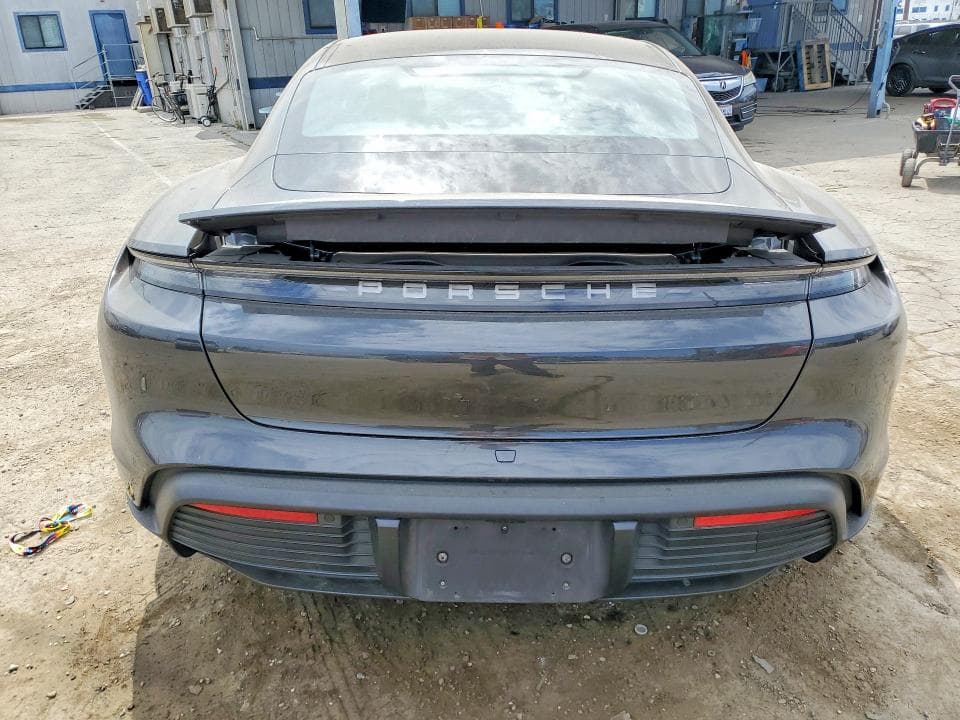 2021 PORSCHE TAYCAN 4S 6