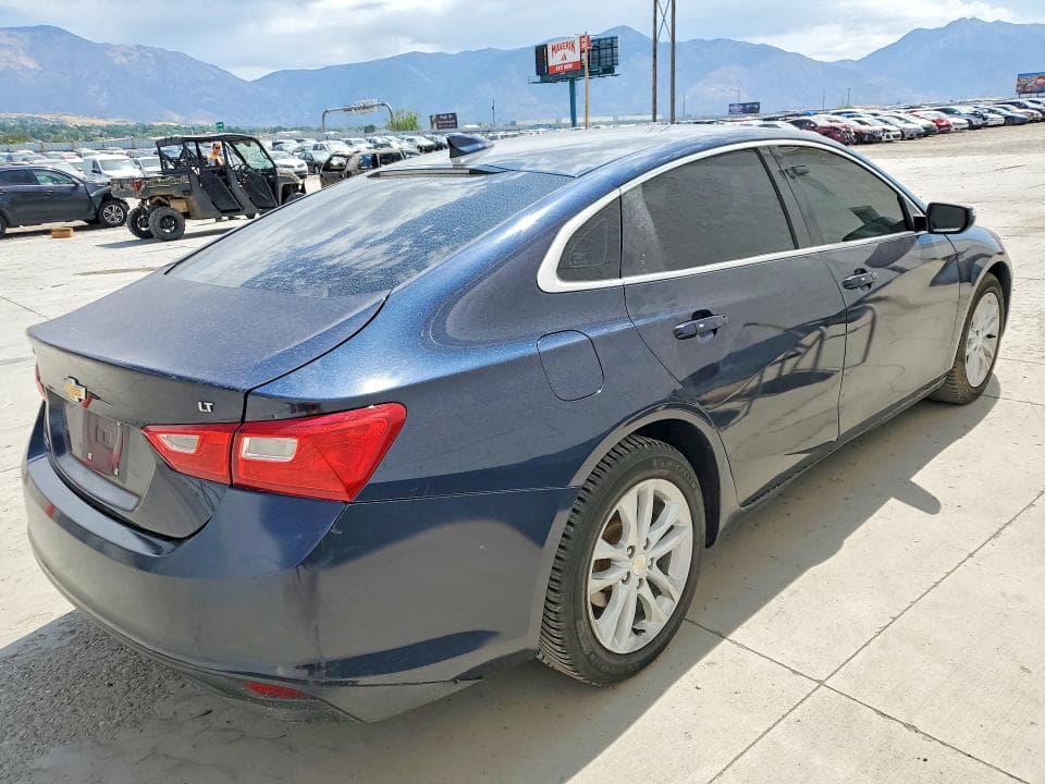 2017 CHEVROLET MALIBU LT 3