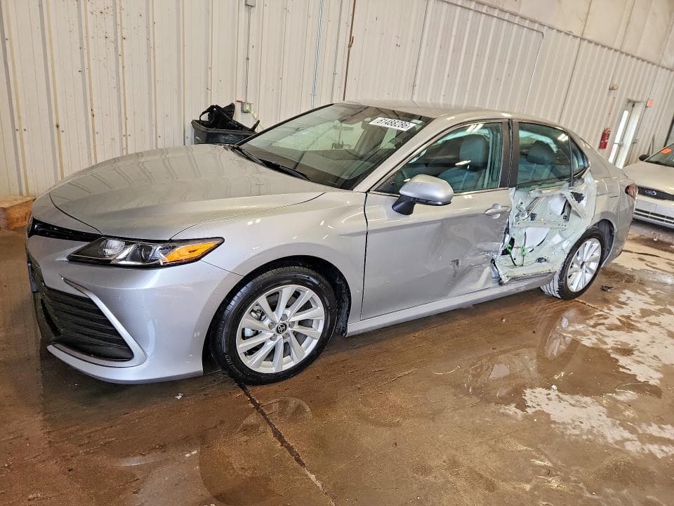 2023 TOYOTA CAMRY LE - 1