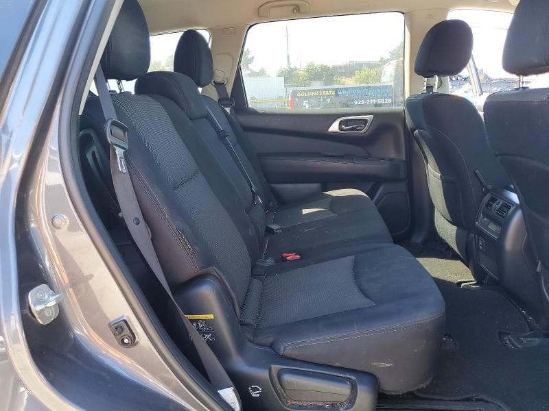 2018 NISSAN PATHFINDER S 11