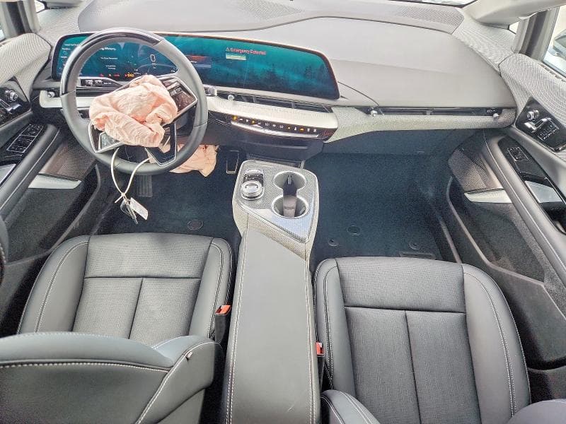 2026 CADILLAC OPTIQ LUXURY 8