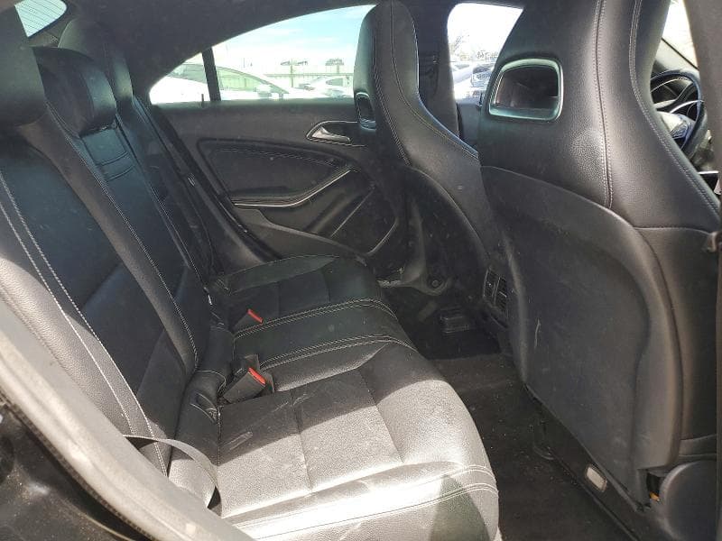 2019 MERCEDES-BENZ CLA 250 10