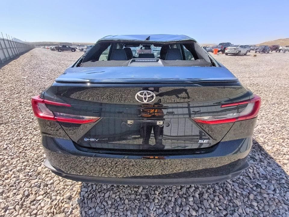 2026 TOYOTA CAMRY SE 6