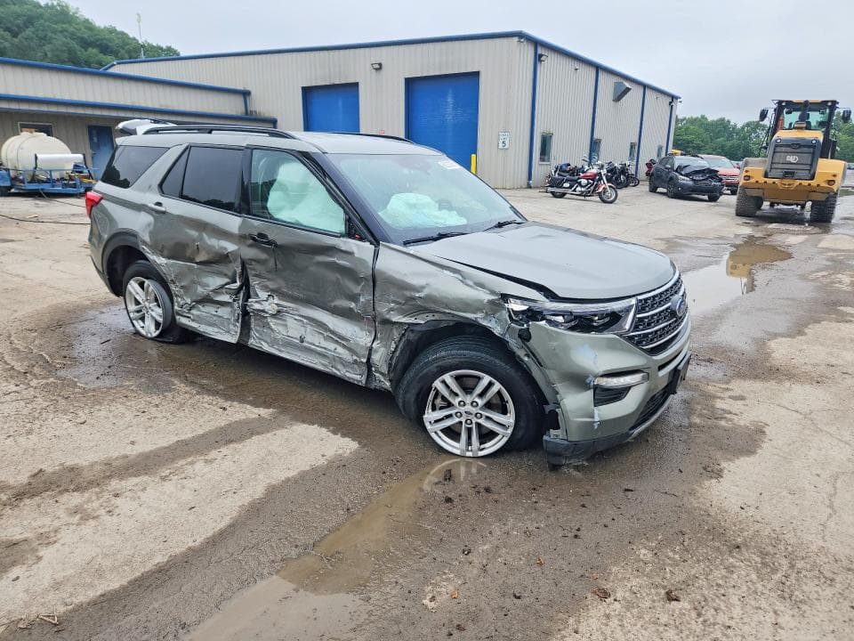 2020 FORD EXPLORER XLT 4