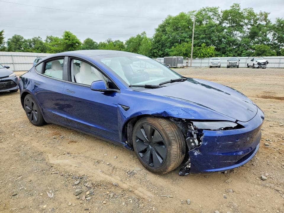2026 TESLA MODEL 3 4