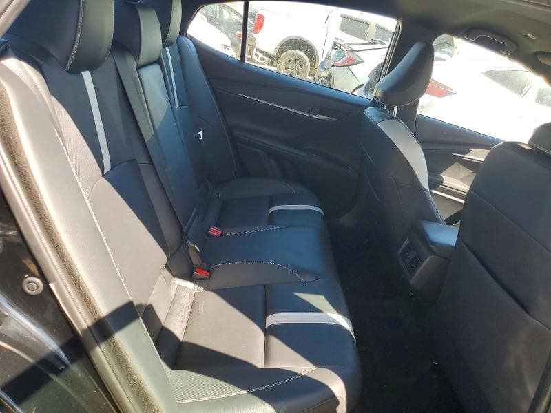 2025 TOYOTA CAMRY SE 10