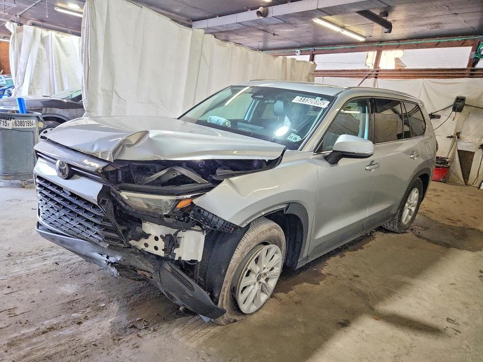 2024 TOYOTA GRAND HIGHLANDER XLE