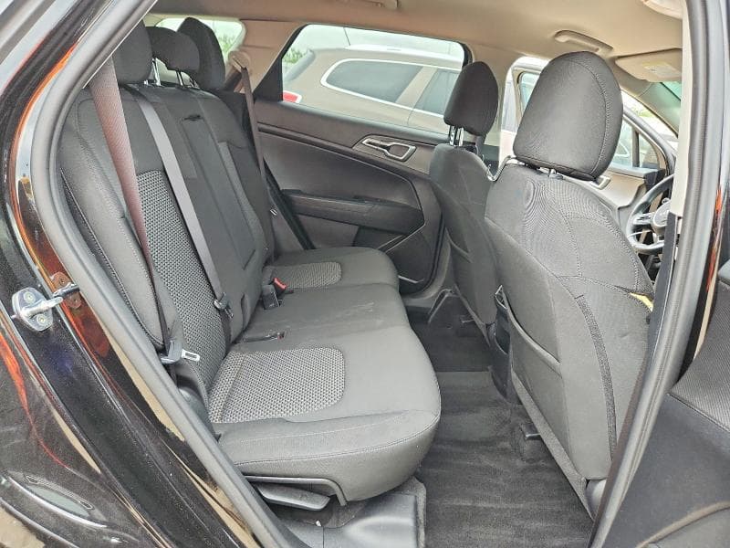 2023 KIA SPORTAGE LX 11