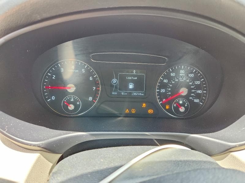 2017 KIA SORENTO LX 9