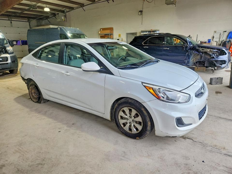 2017 HYUNDAI ACCENT SE 4