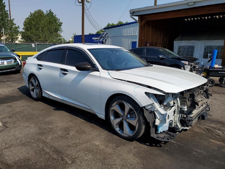 2018 HONDA ACCORD TOURING 4
