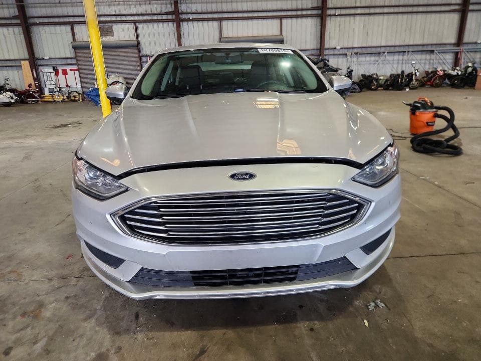 2017 FORD FUSION SE 5