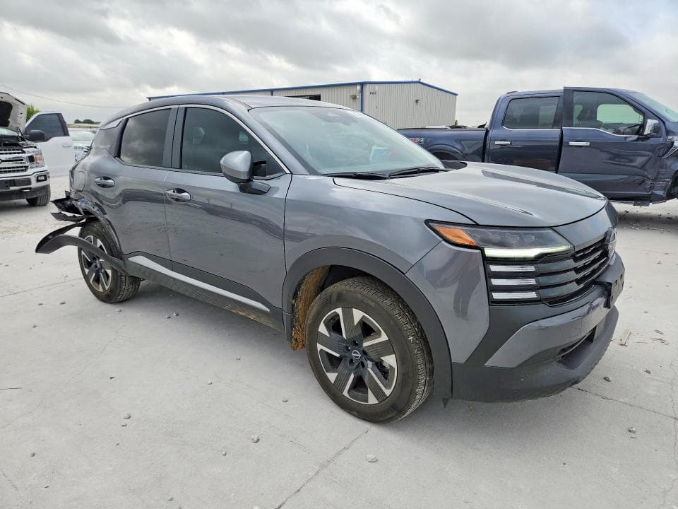 2025 NISSAN KICKS SV 4