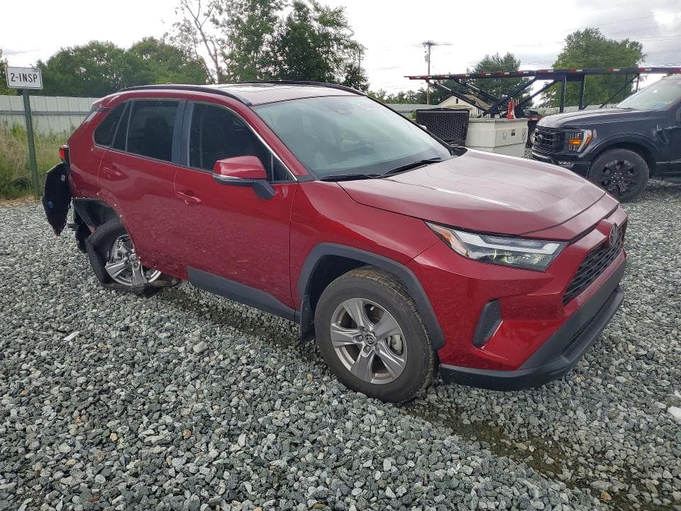 2025 TOYOTA RAV4 XLE 4