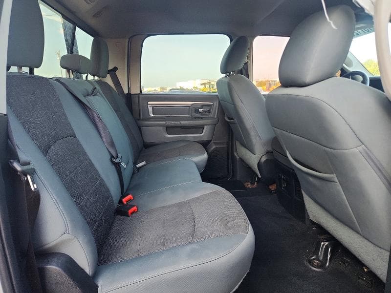 2017 RAM 1500 SLT 10
