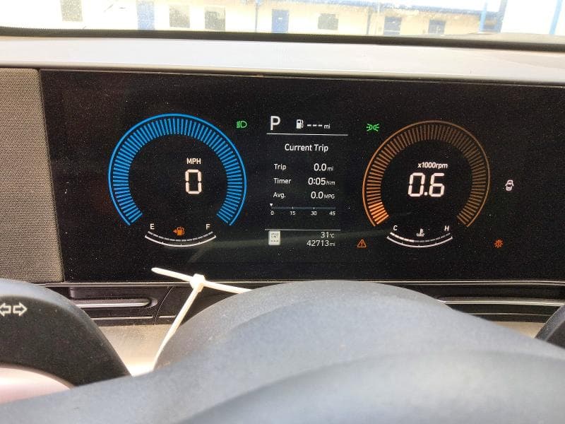 2026 HYUNDAI KONA SEL SPORT 9