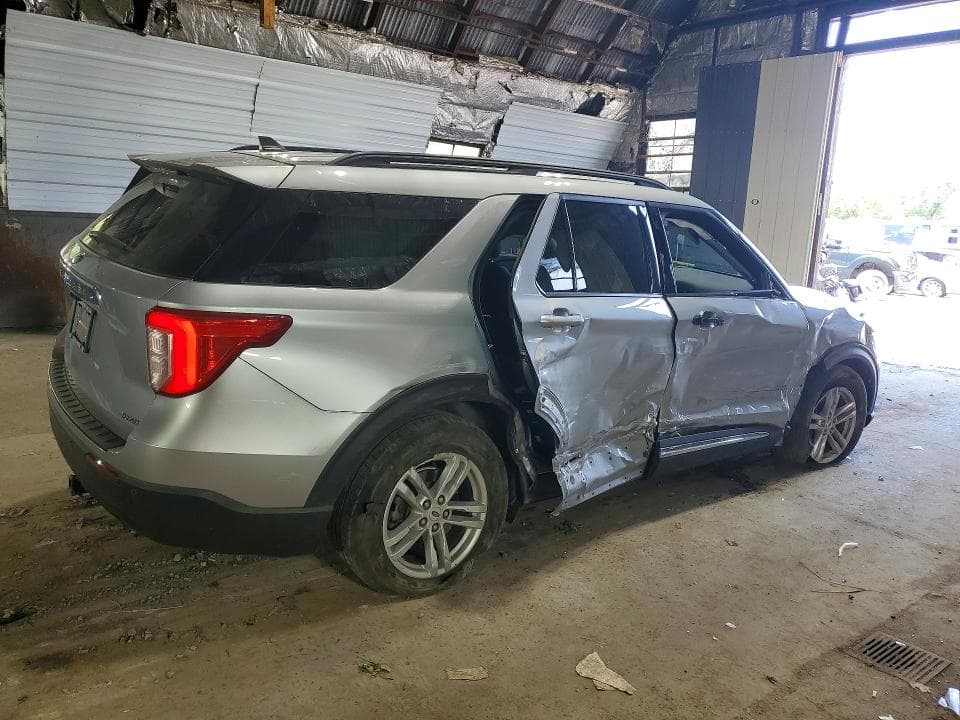 2023 FORD EXPLORER XLT 3