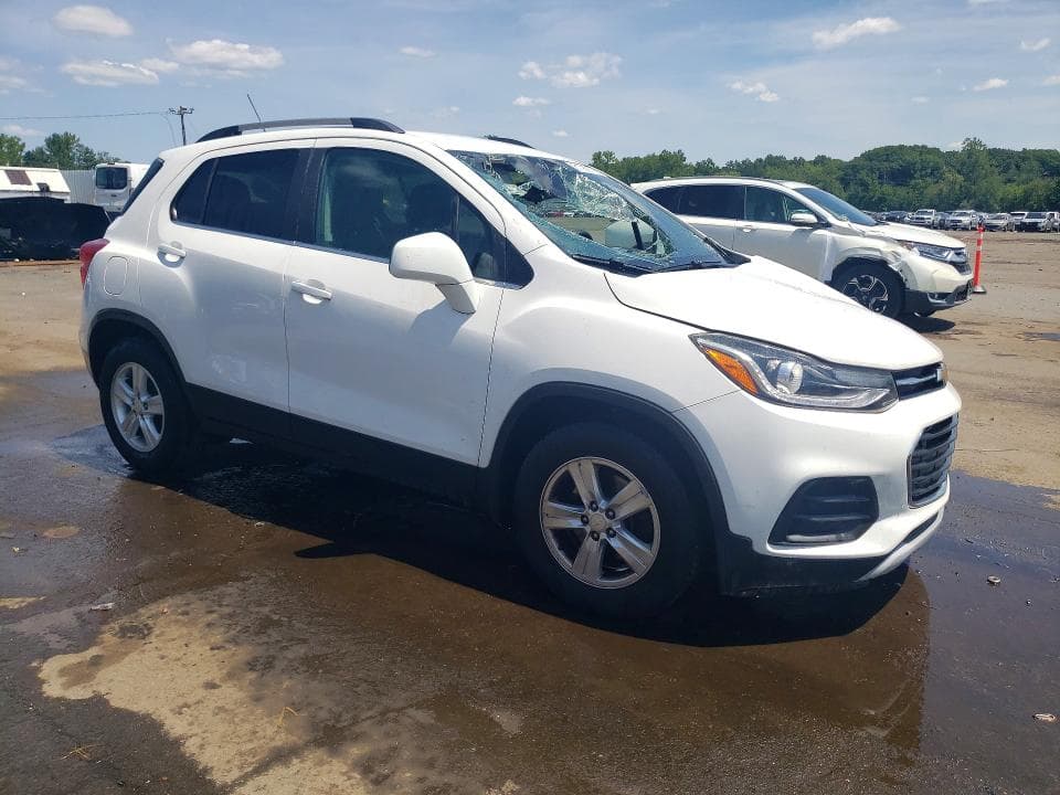 2017 CHEVROLET TRAX 1LT 4