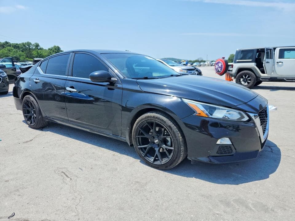 2019 NISSAN ALTIMA S 4