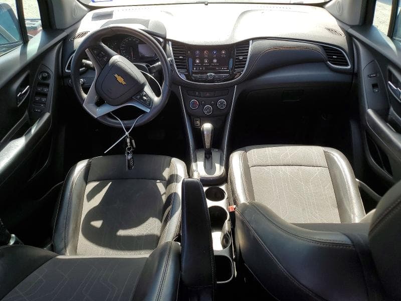 2020 CHEVROLET TRAX 1LT 8