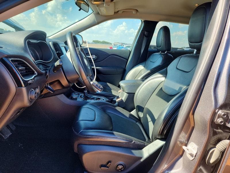 2019 JEEP CHEROKEE LATITUDE PLUS 7