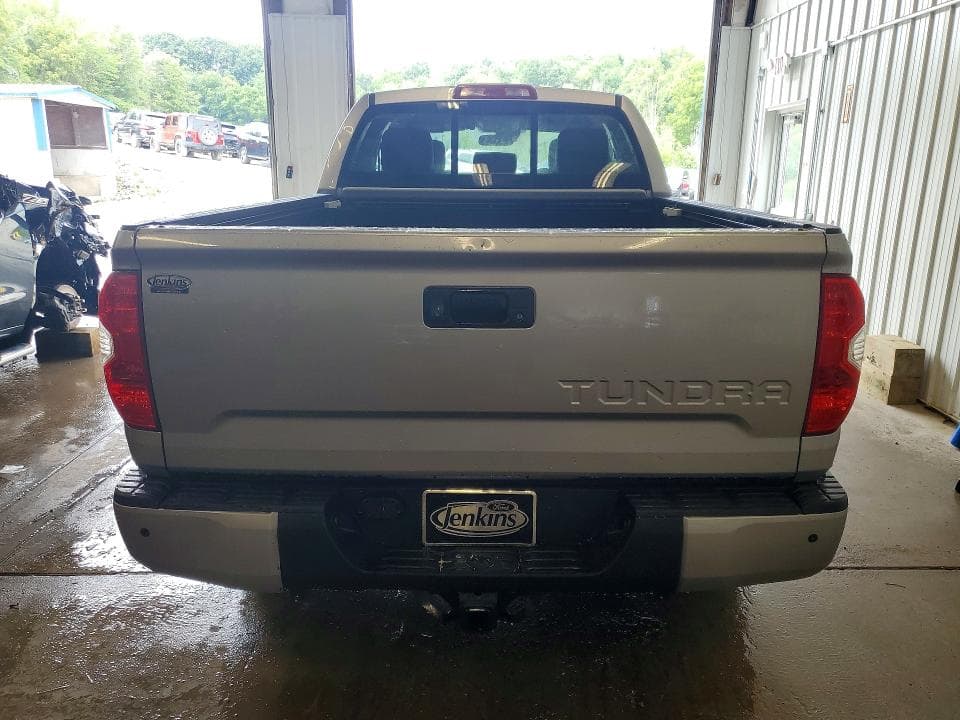 2018 TOYOTA TUNDRA DOUBLE CAB LIMITED 6