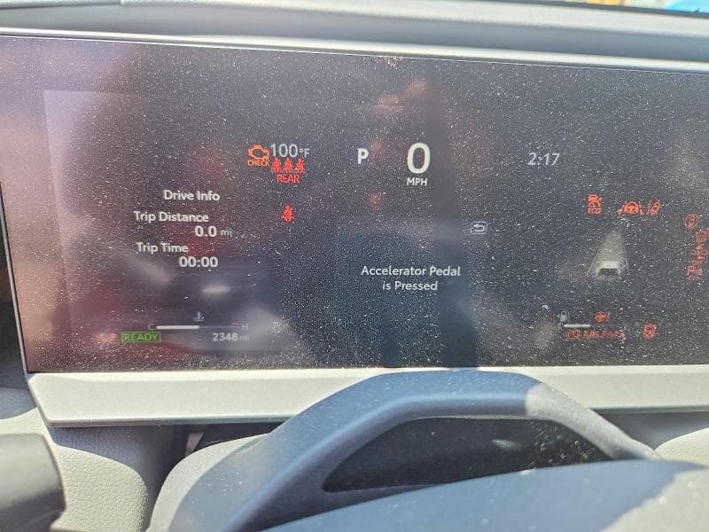 2026 TOYOTA RAV4 XLE PREMIUM 9