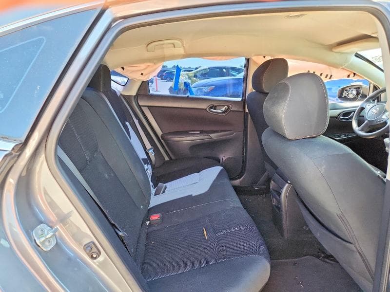 2018 NISSAN SENTRA S 10