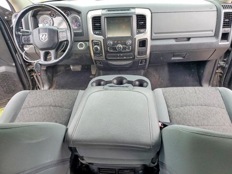 2017 RAM 1500 SLT 8